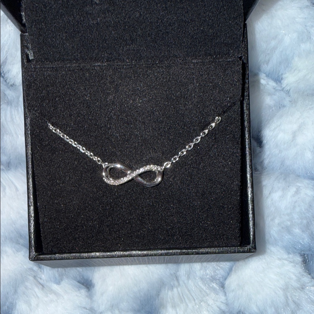 Kay Jewelers Silver Infinity Necklace